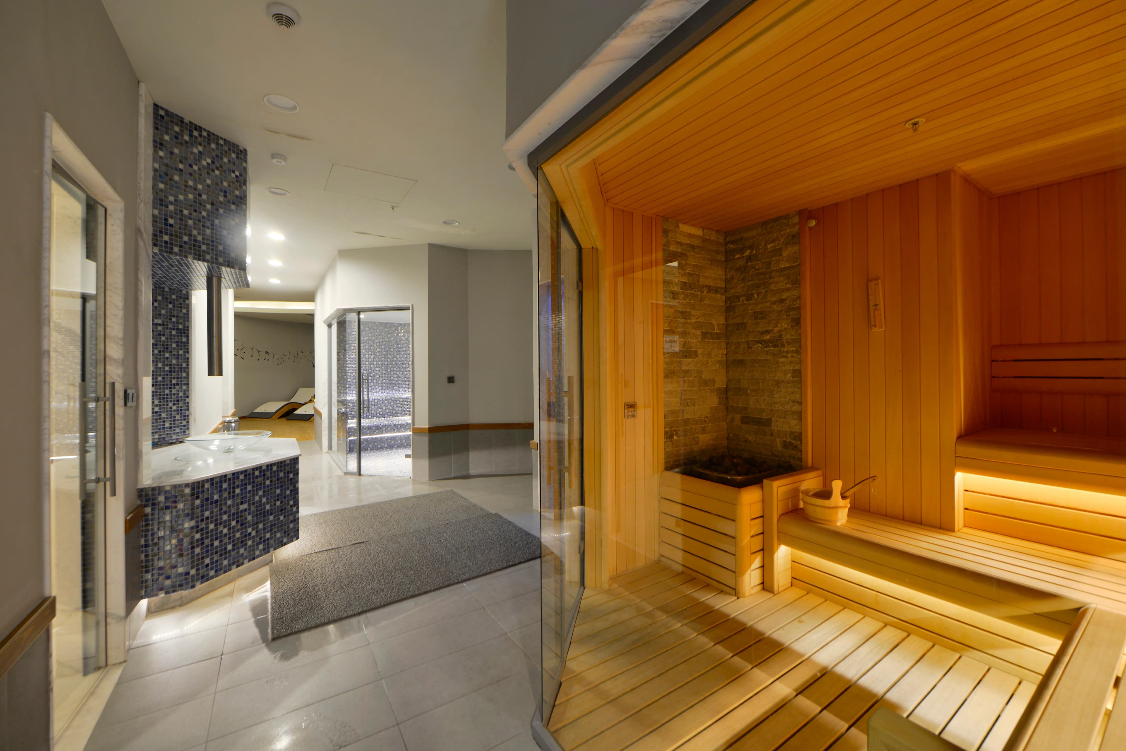 Skyland Residence — Image 11