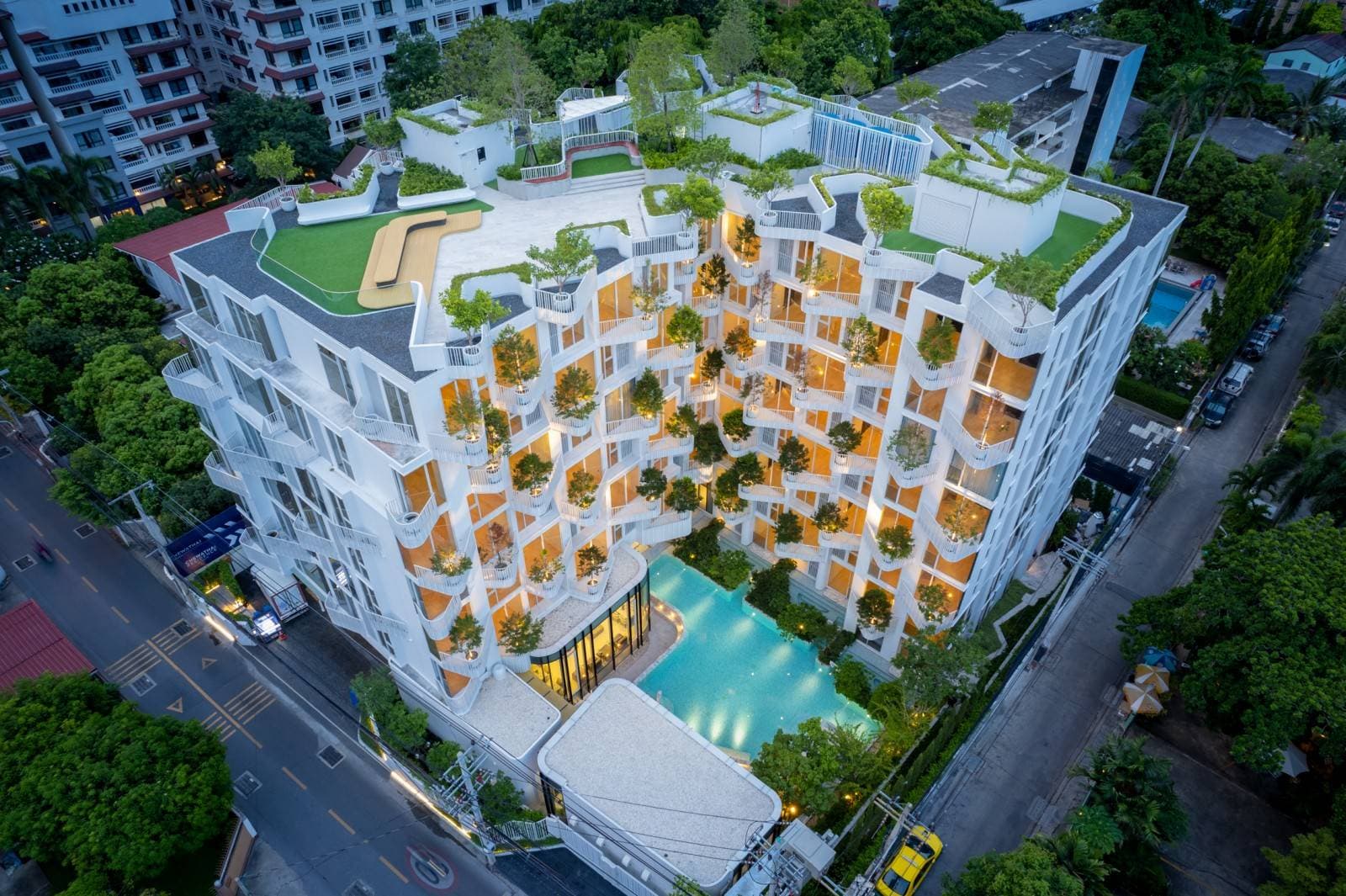 Chewathai Residence Thonglor — Image 1